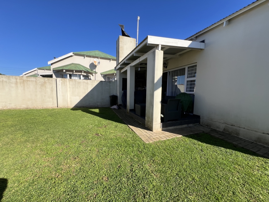 3 Bedroom Property for Sale in Jeffreys Bay Central Eastern Cape